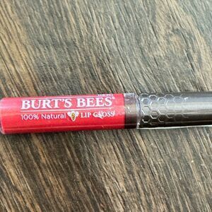 Burt's Bees 100% Natural Lip Gloss - Radiant Red